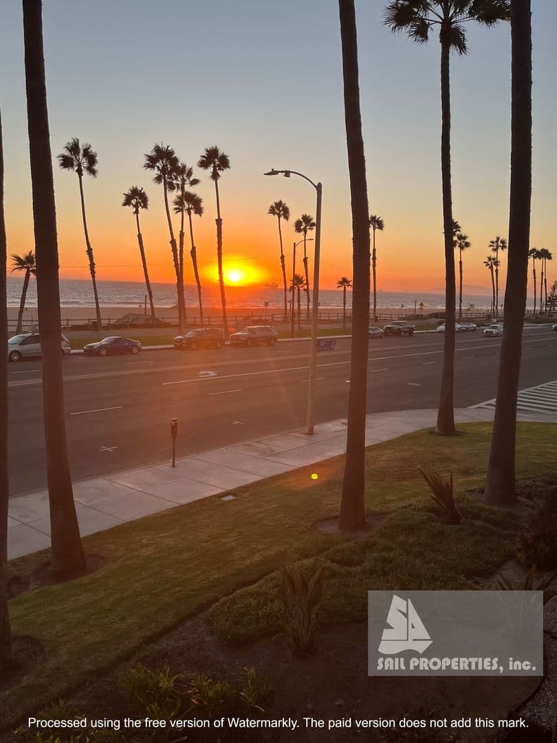 Huntington Beach Condo: 1200 PCH #217