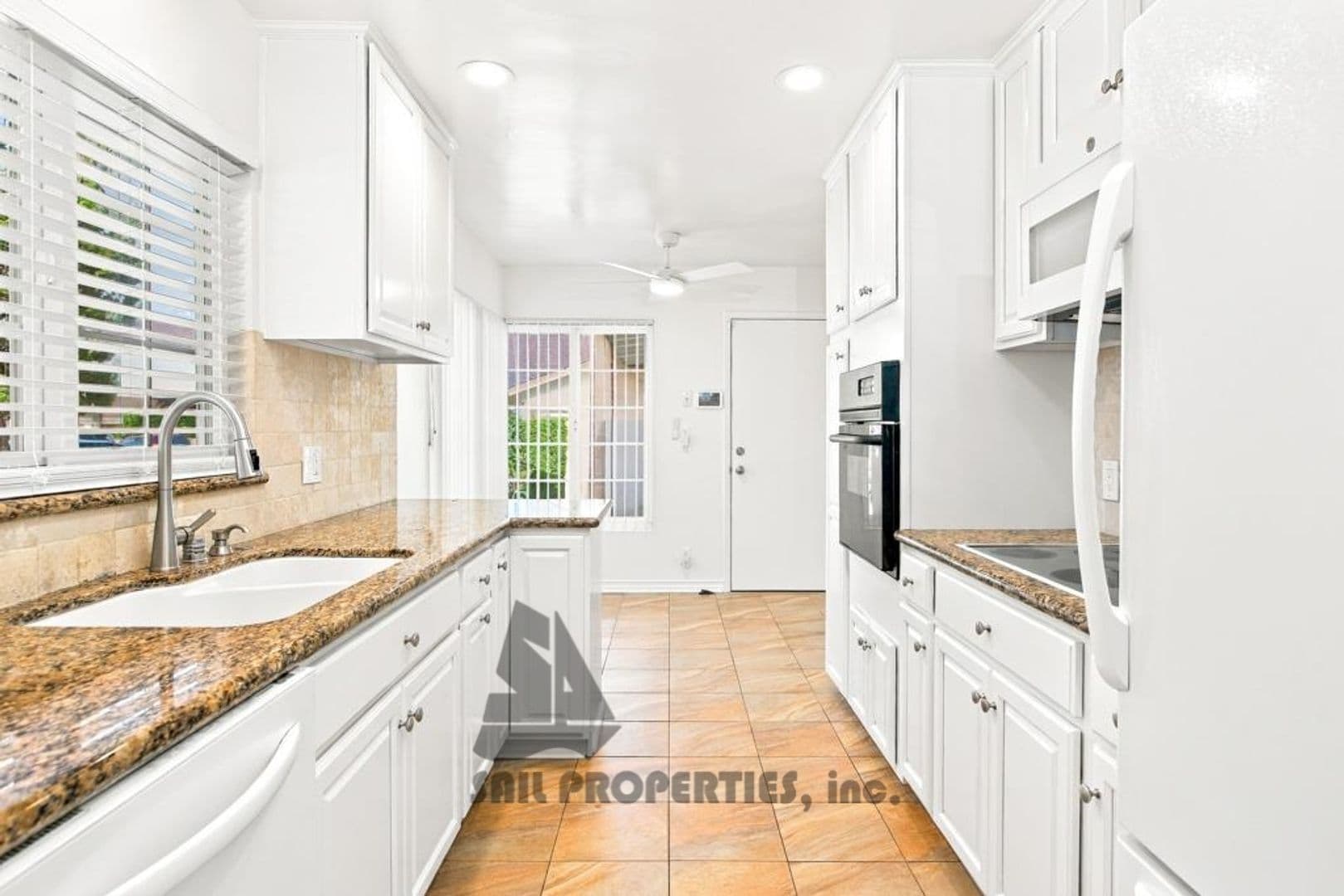 Garden Grove House: 11292 Stratford Way