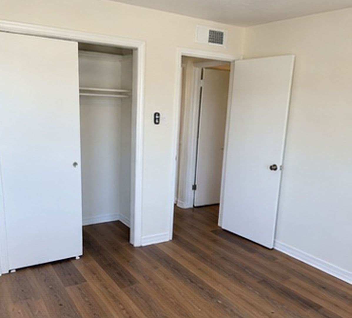 El Paso Apartment: 1616 N Stanton