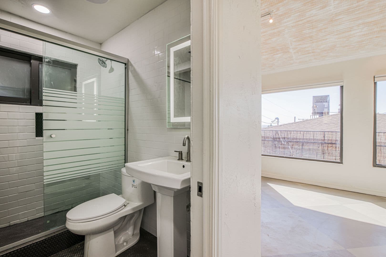 El Paso Apartment: 1606 N. Stanton
