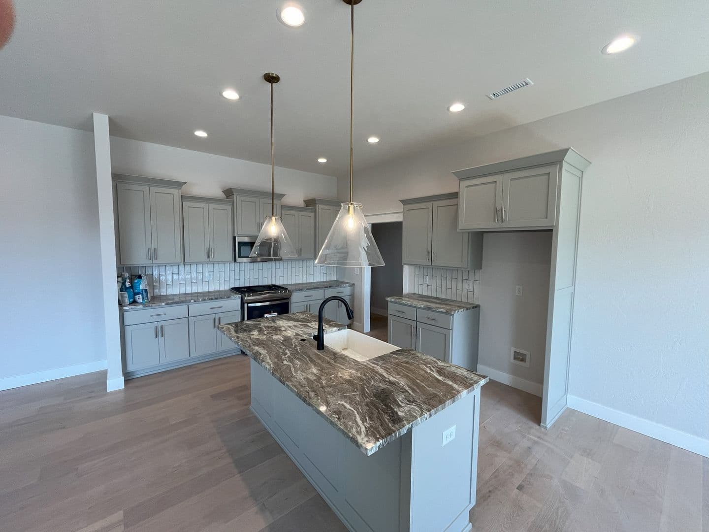 Springfield House: 1279 W. Sage Ct.