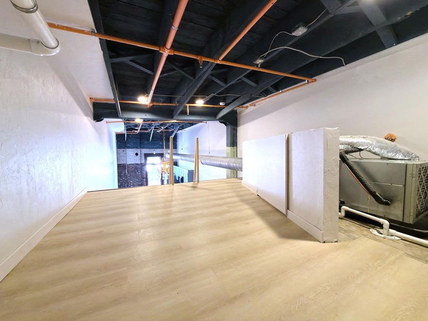 Springfield Apartment: 320 Walnut St.