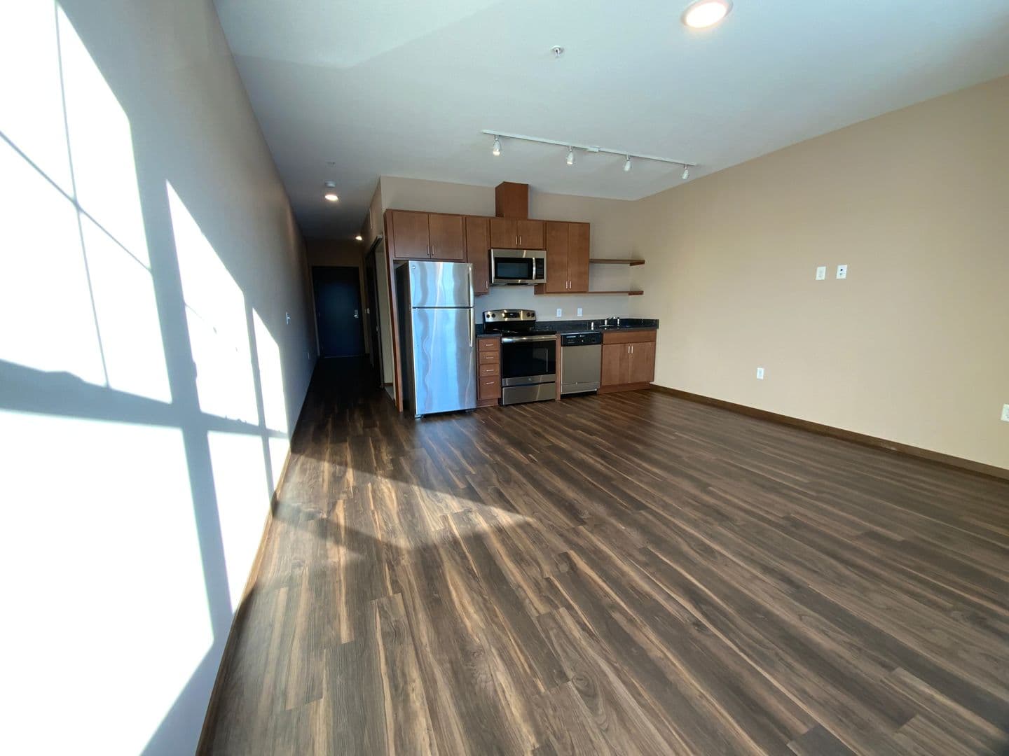 Saint Paul Apartment: 1880 Old Hudson Road