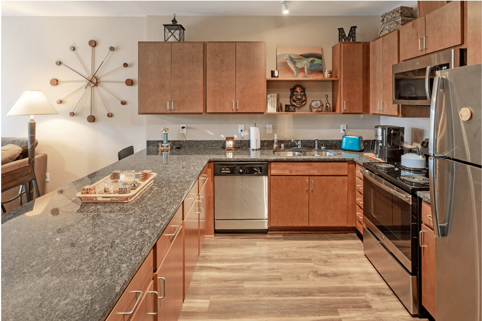 Saint Paul Apartment: 1880 Old Hudson Road