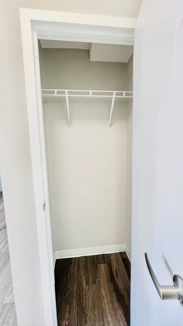 Minneapolis Apartment: 330 Oak Grove Street