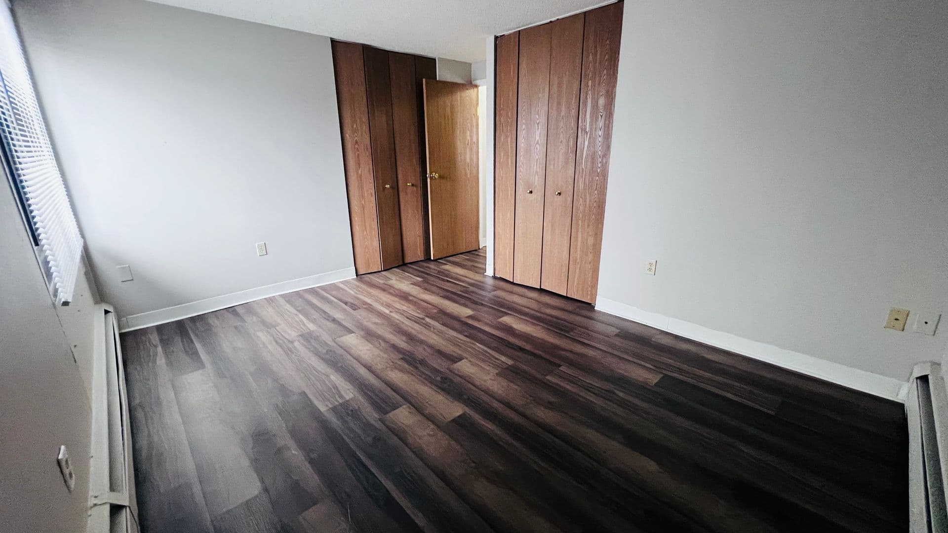 Minneapolis Apartment: 215 Oak Grove Street