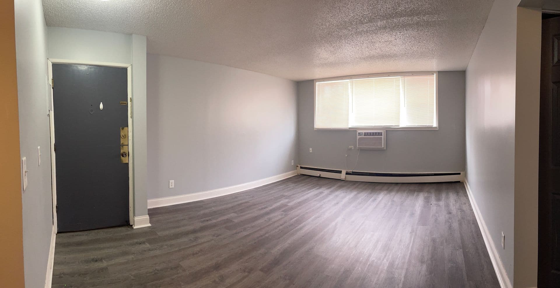 Saint Paul Apartment: 467 Maryland Avenue W