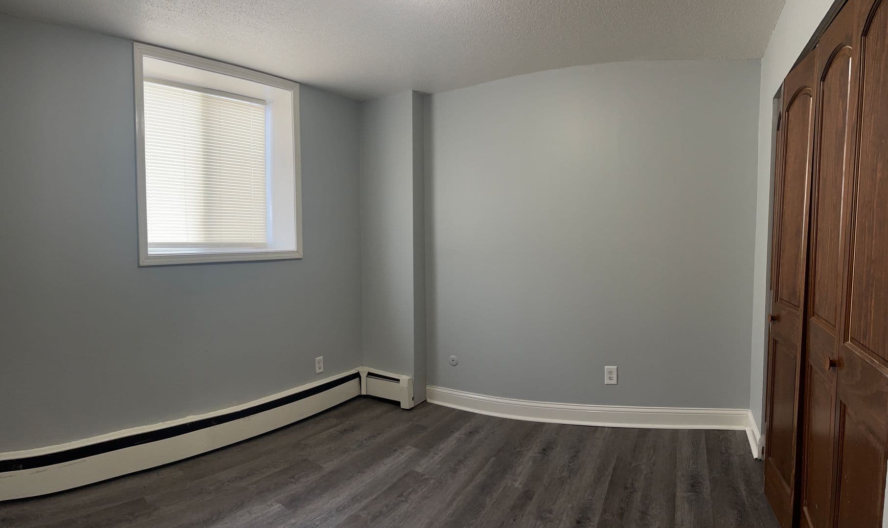 Saint Paul Apartment: 467 Maryland Avenue W