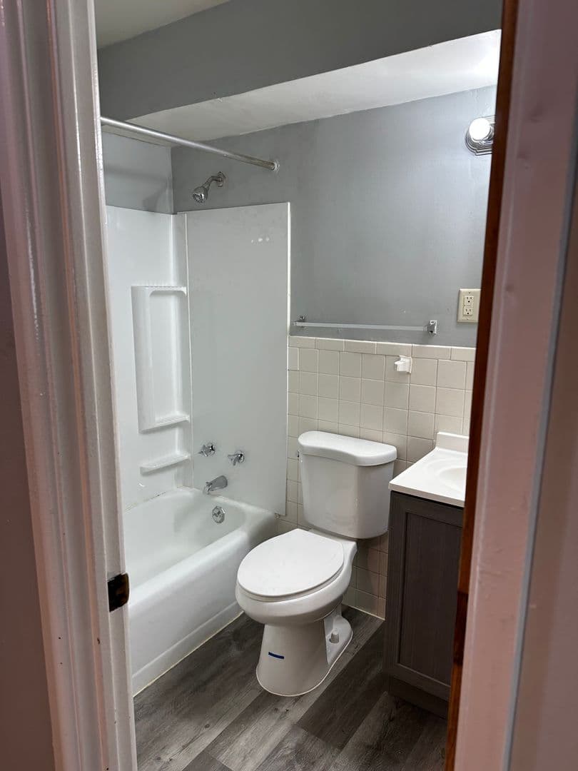Saint Paul Apartment: 455 Maryland Avenue W