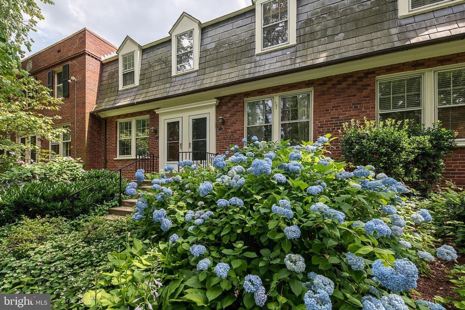 Arlington Condo: 1501 S Edgewood Street