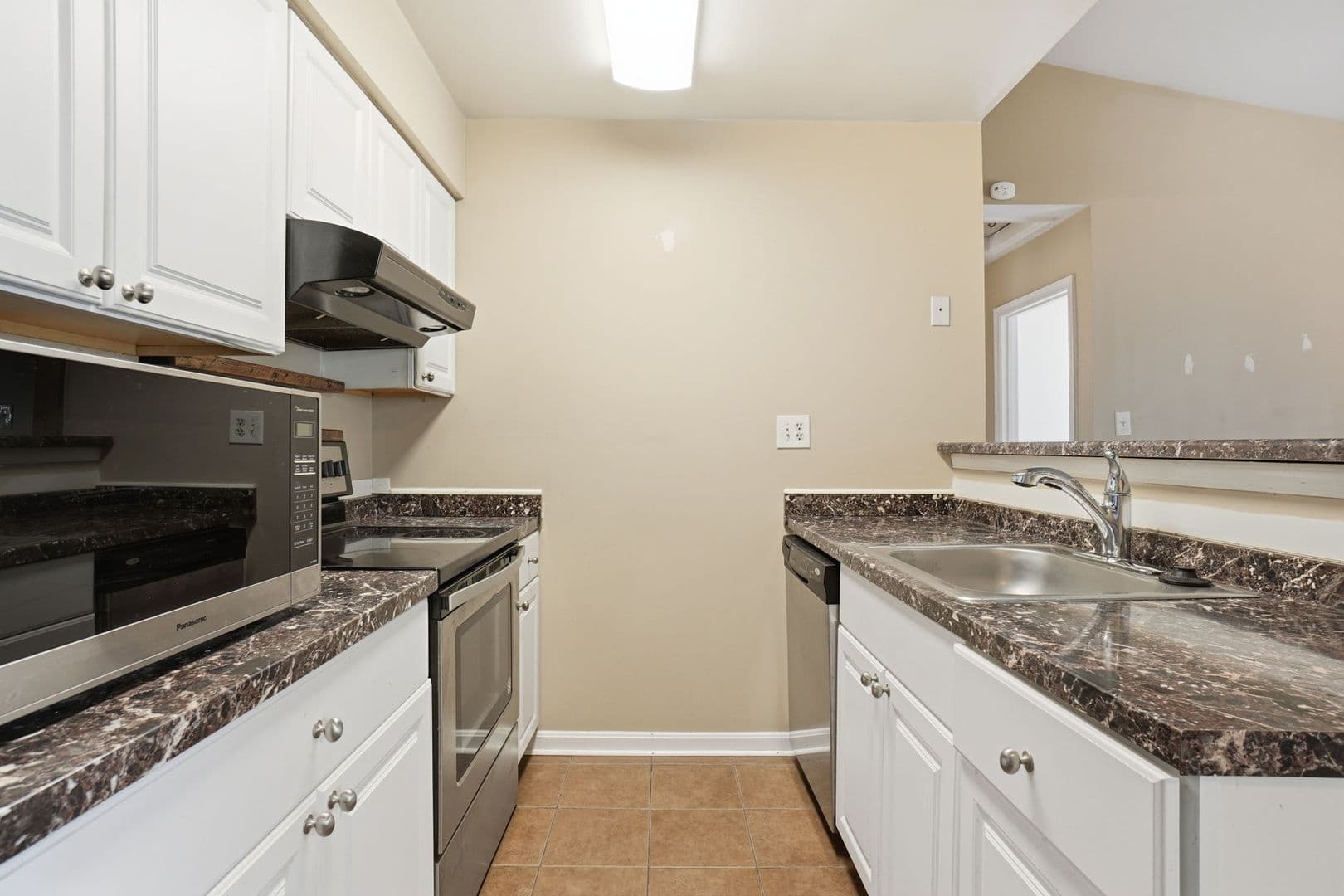 Alexandria Condo: 8633 Beekman Place