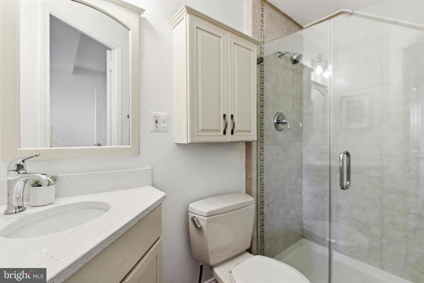 Alexandria House: 3313 Coryell Lane