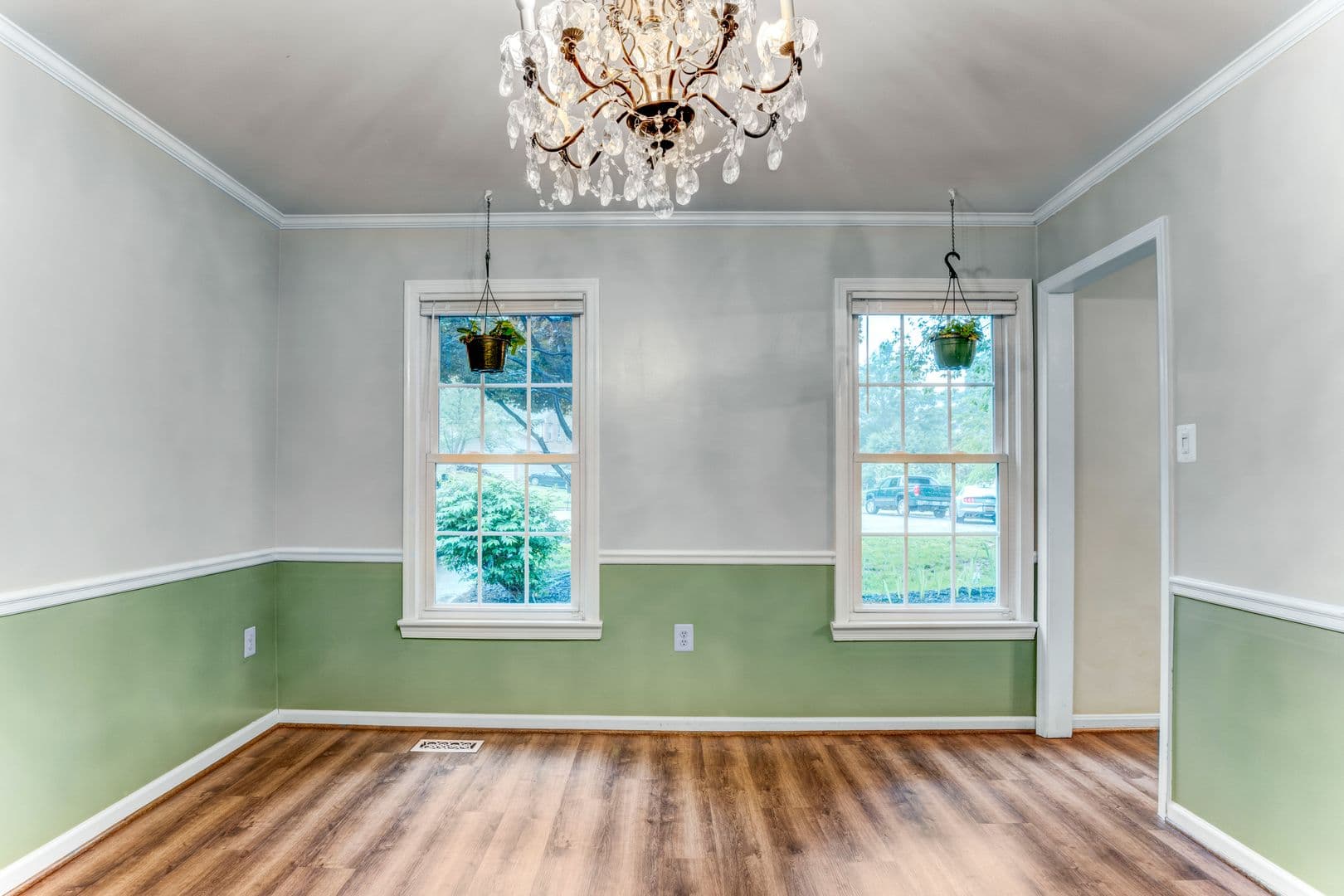 Alexandria House: 4600 Deming Avenue