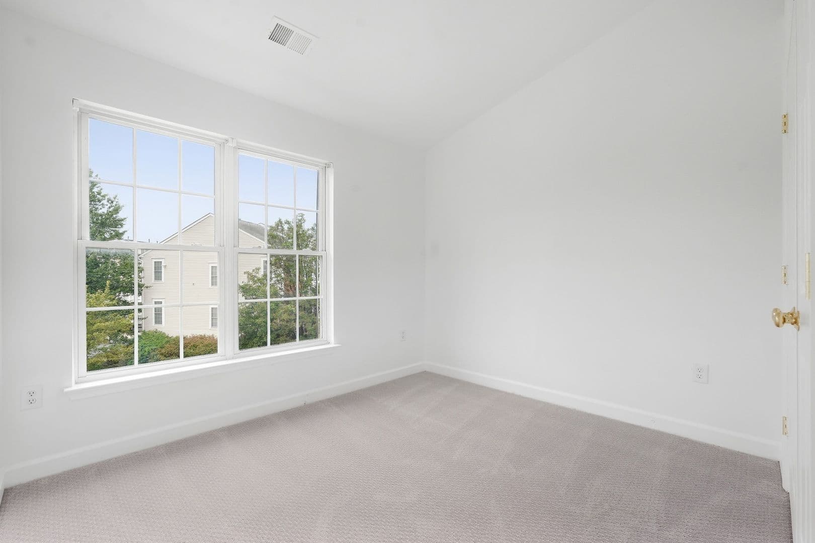 Centreville Townhome: 5329 Cupids Dart Drive