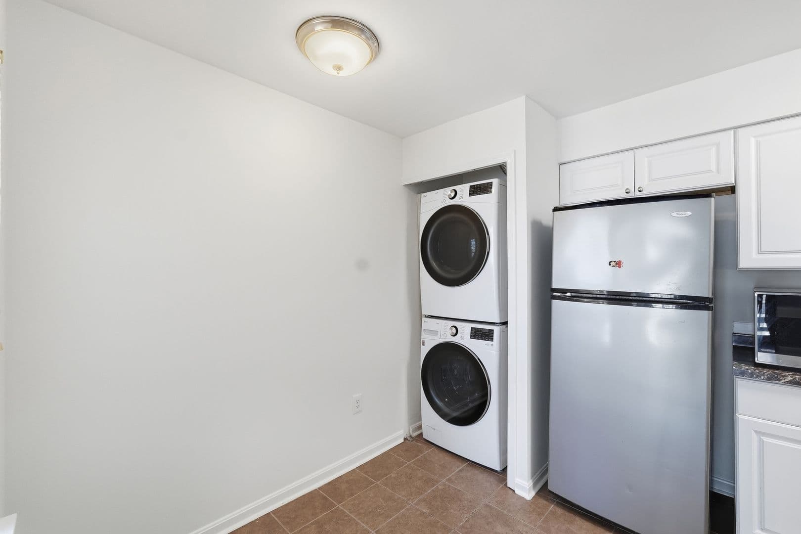 Alexandria Condo: 8633 Beekman Place