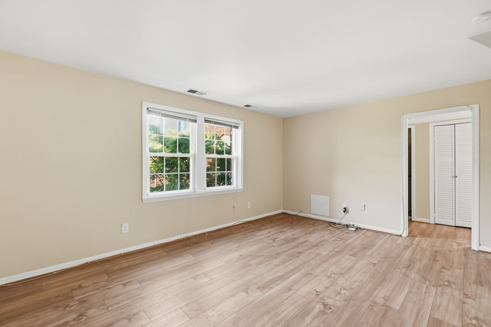 Washington Condo: 3923 Pennsylvania Ave SE
