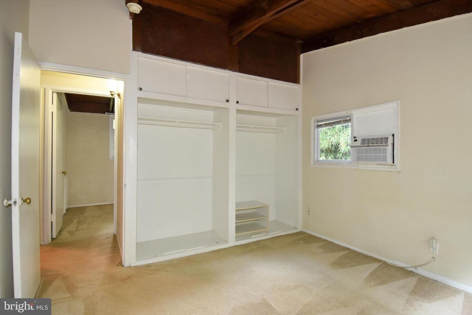 Falls Church House: 3415 Gallows Road