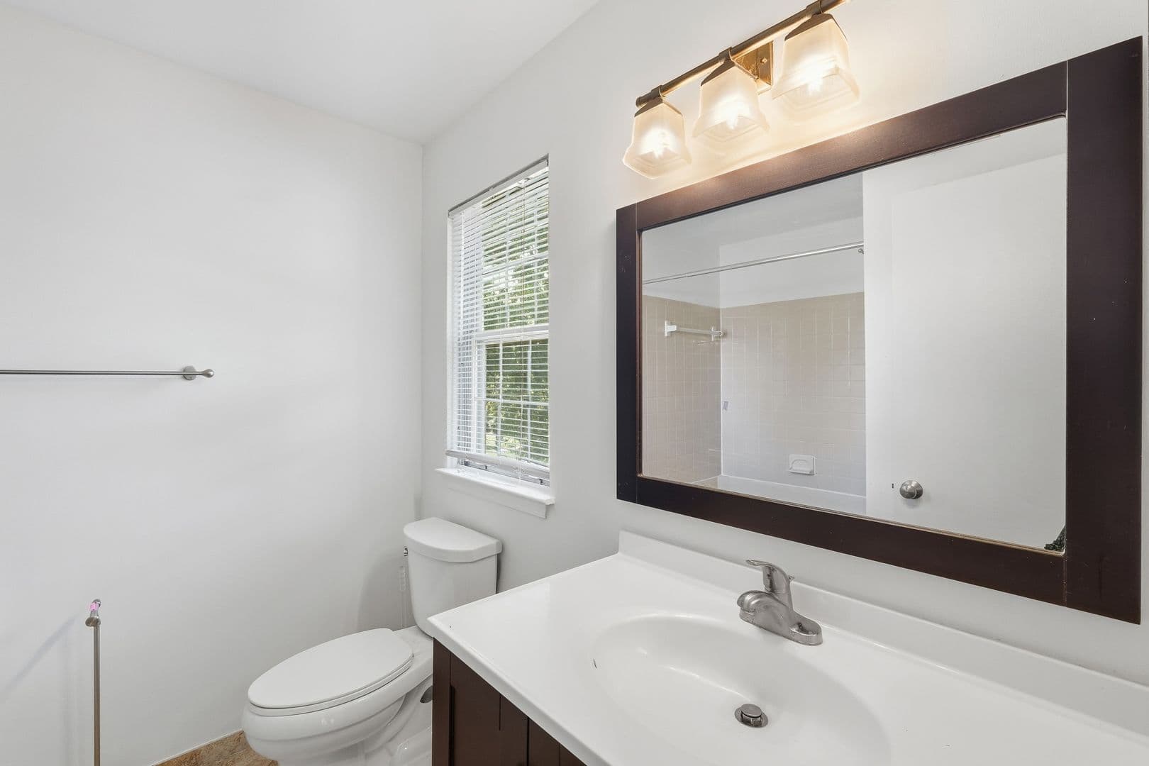 Alexandria Condo: 8633 Beekman Place
