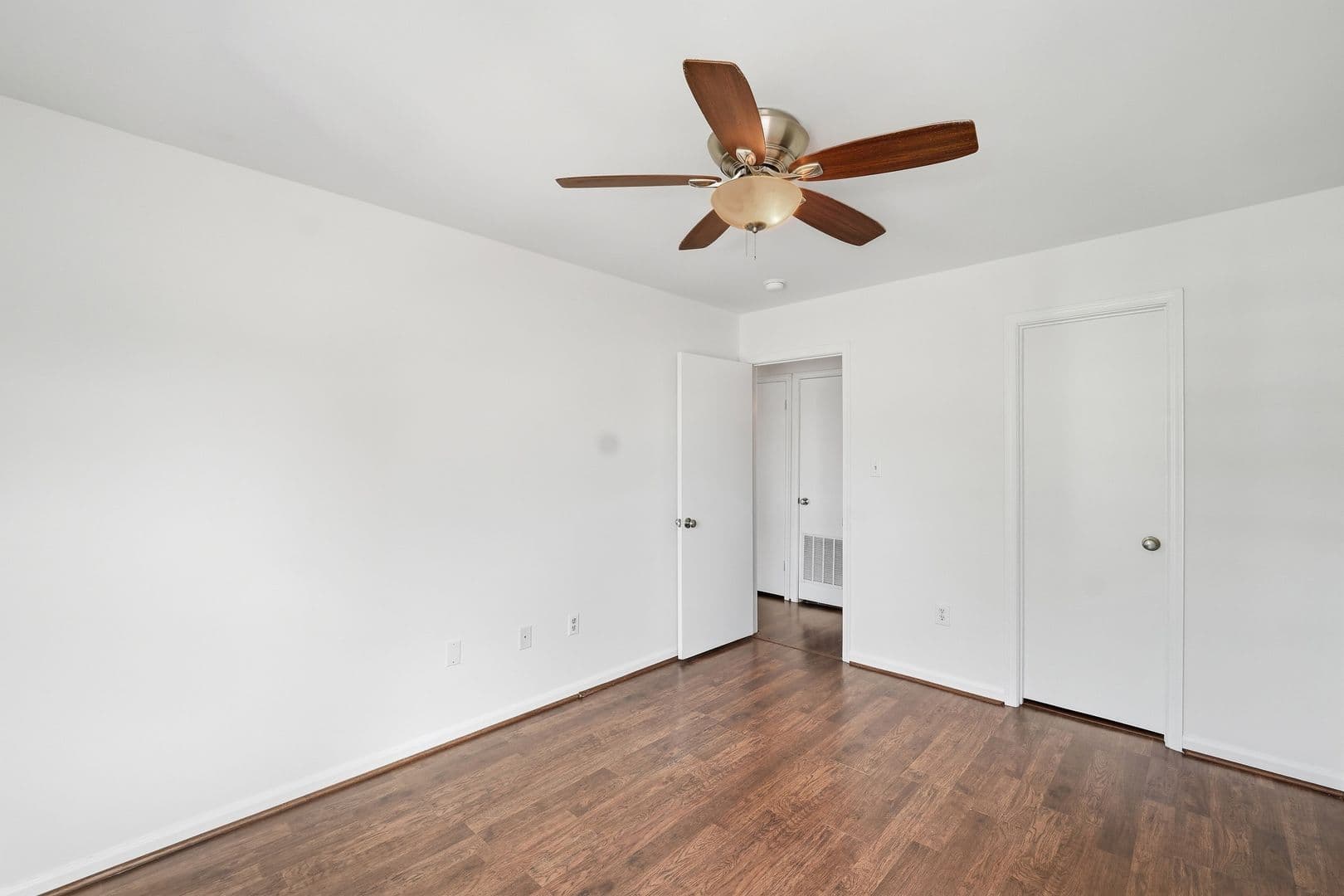 Alexandria Condo: 8633 Beekman Place