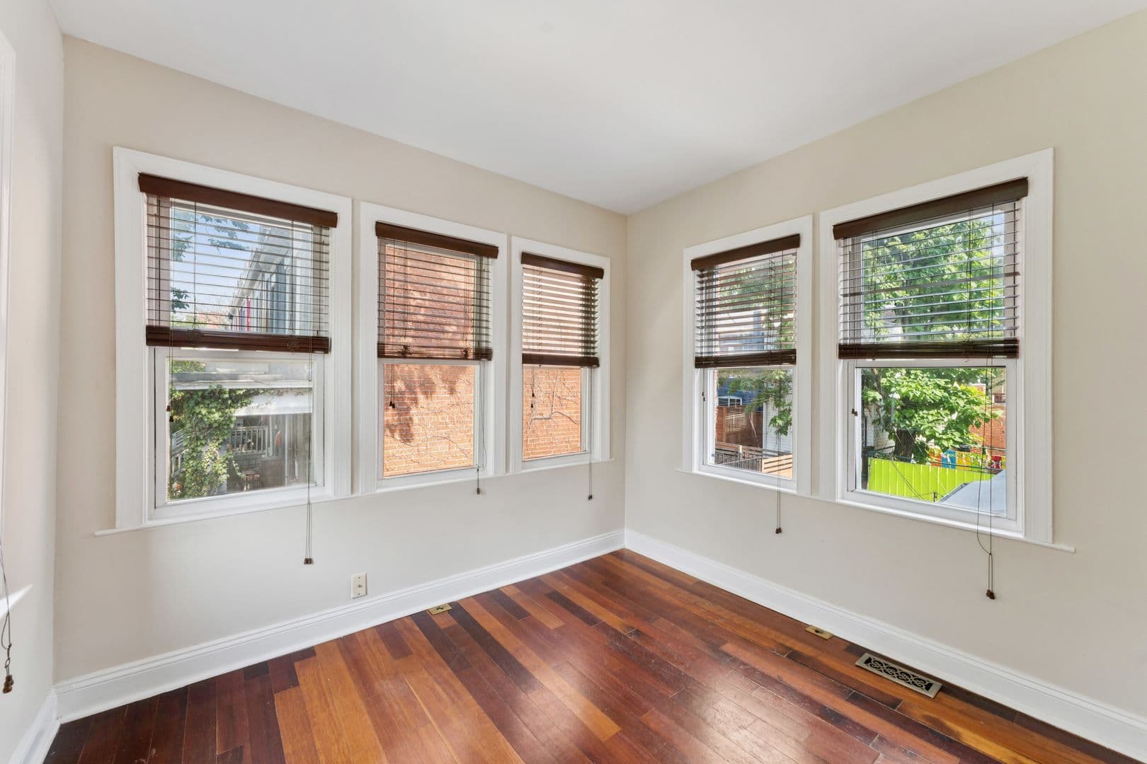 Washington House: 2911 Sherman Avenue NW