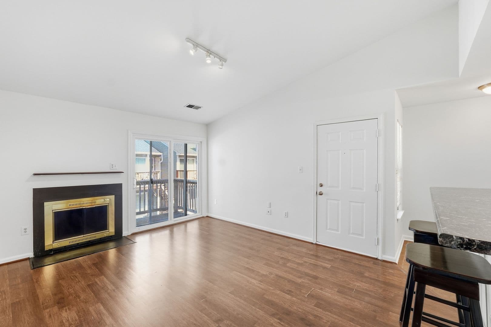 Alexandria Condo: 8633 Beekman Place