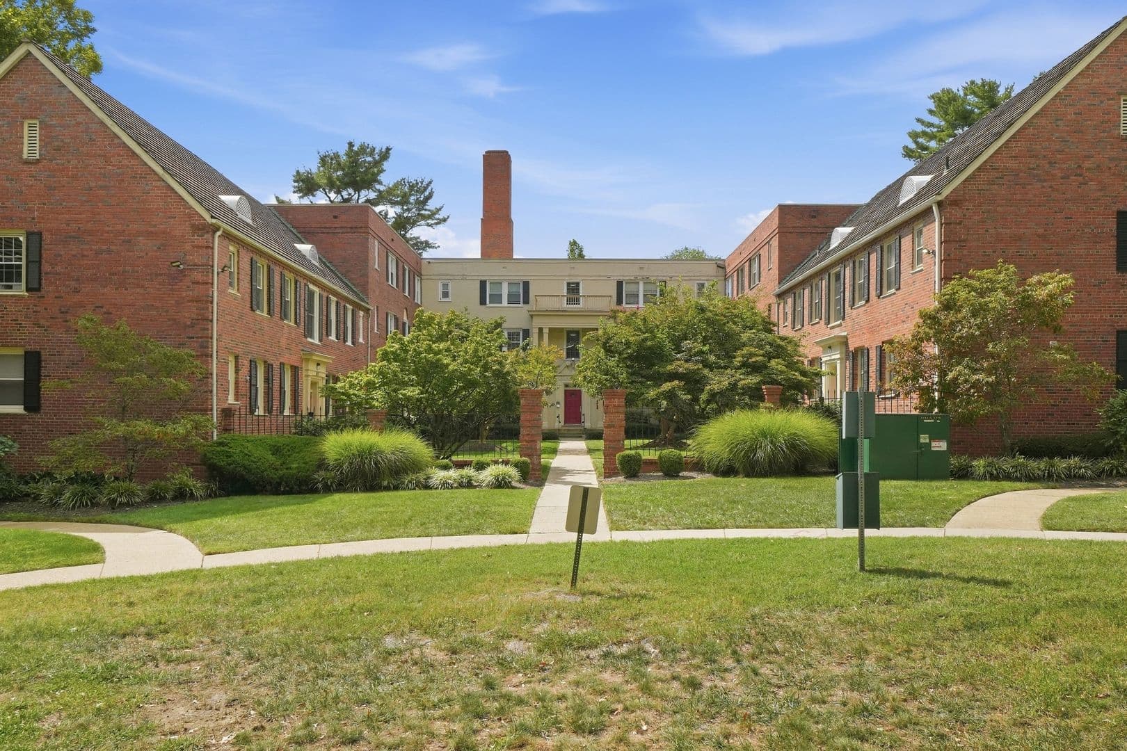 Washington Condo: 3923 Pennsylvania Ave SE