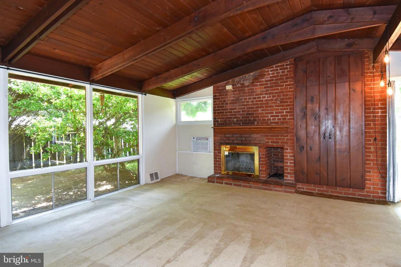 Falls Church House: 3415 Gallows Road