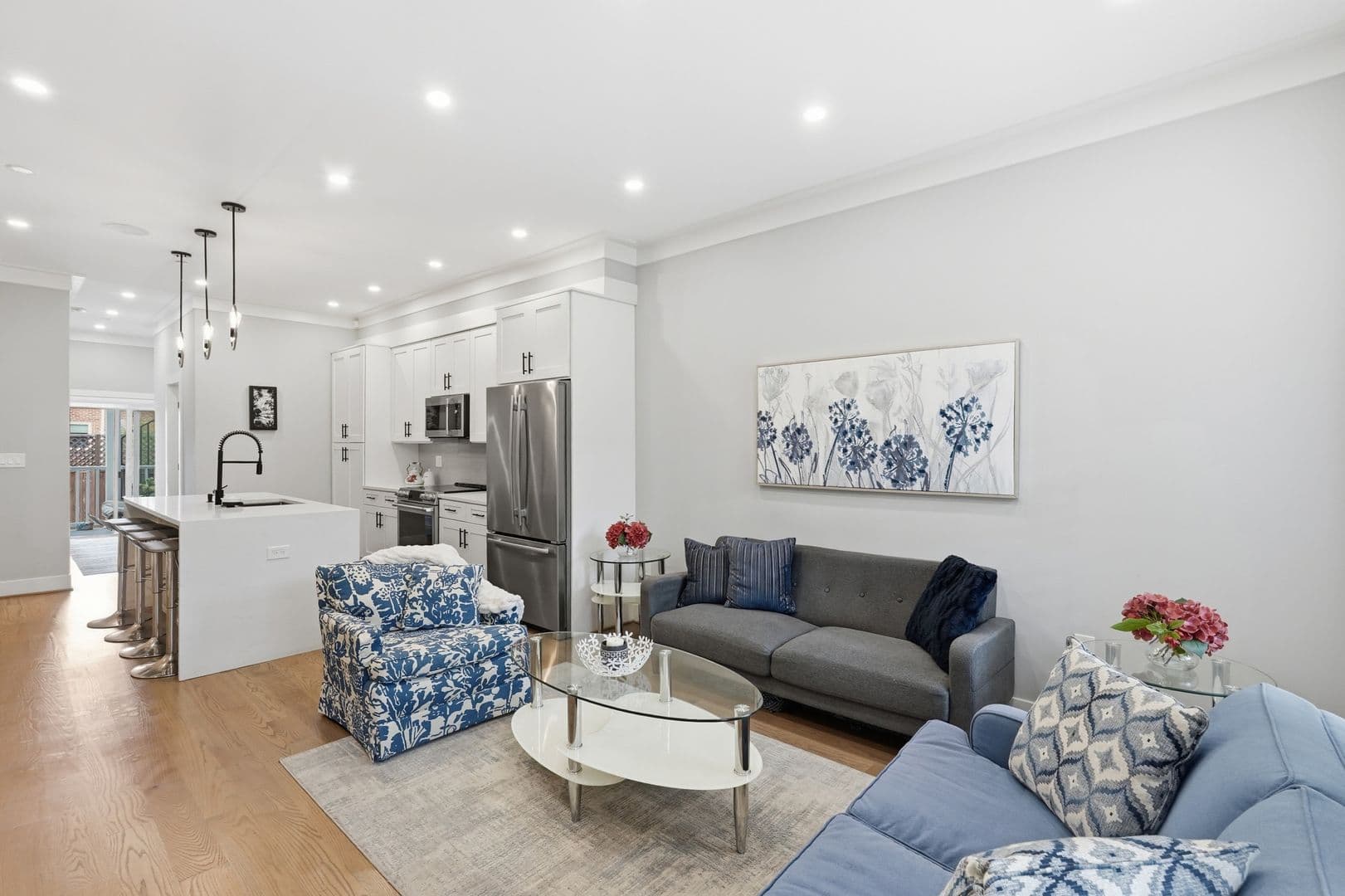 Washington Condo: 1343 Otis Place NW