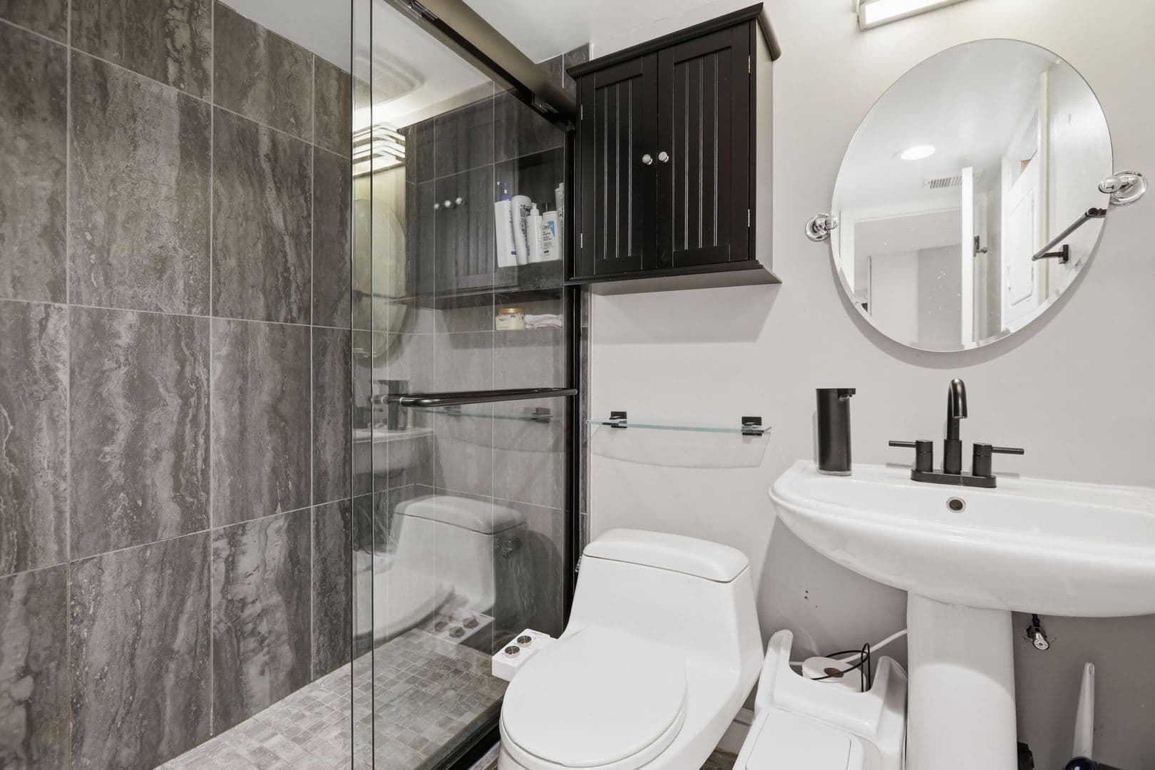 Washington Condo: 1527 16th Street NW