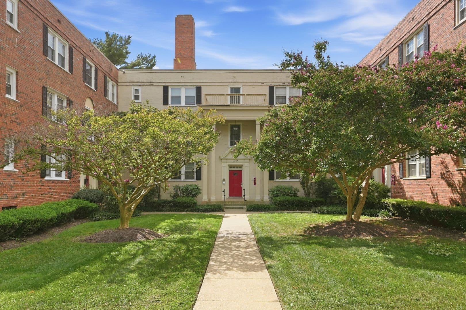 Washington Condo: 3923 Pennsylvania Ave SE