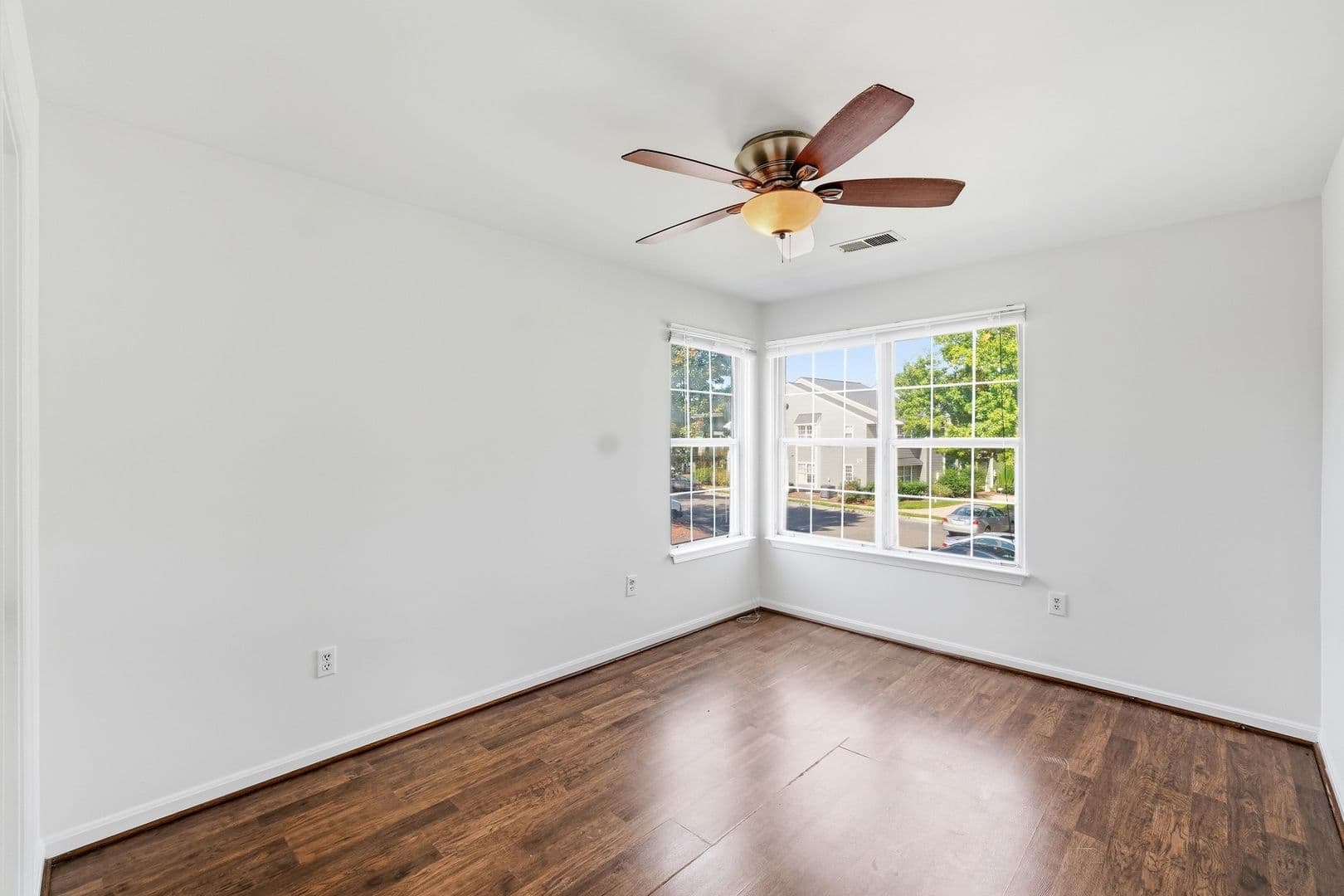Alexandria Condo: 8633 Beekman Place