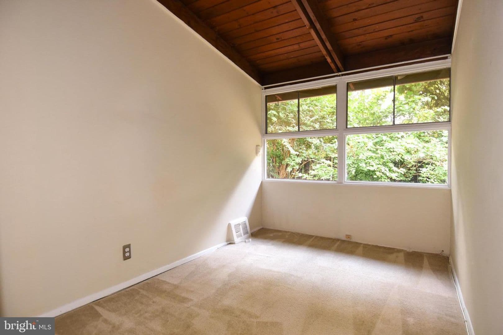Falls Church House: 3415 Gallows Road