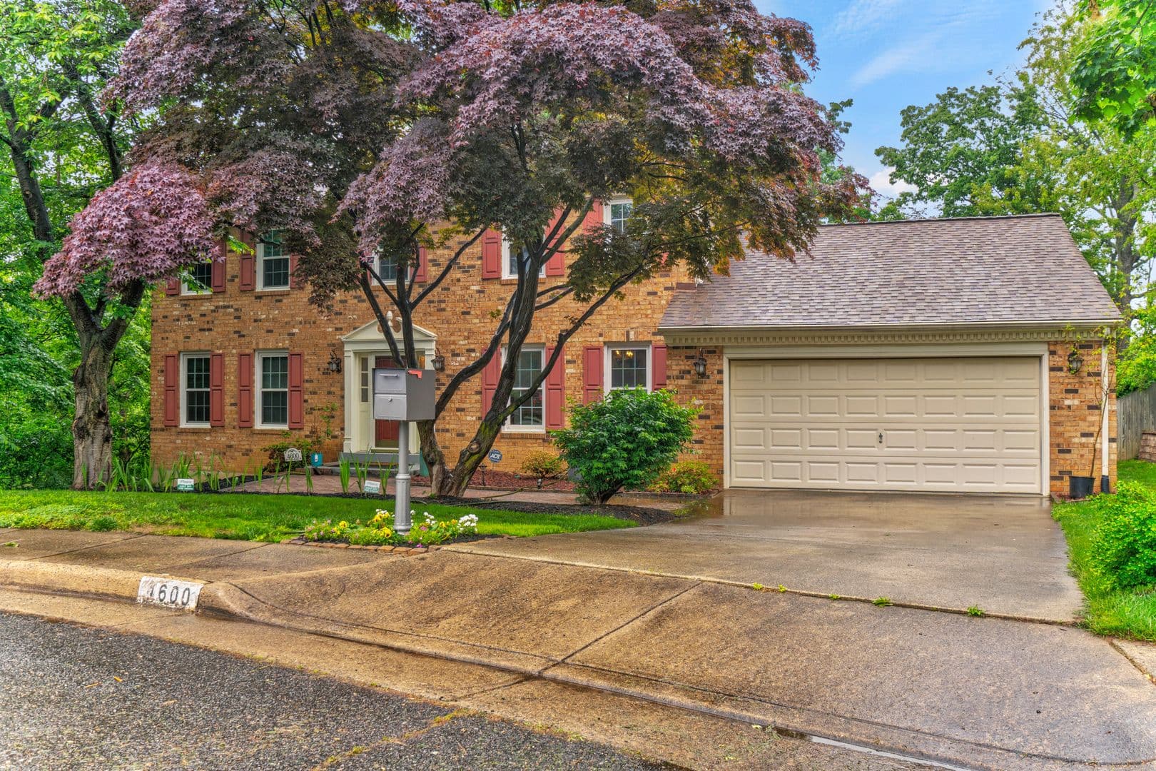 Alexandria House: 4600 Deming Avenue