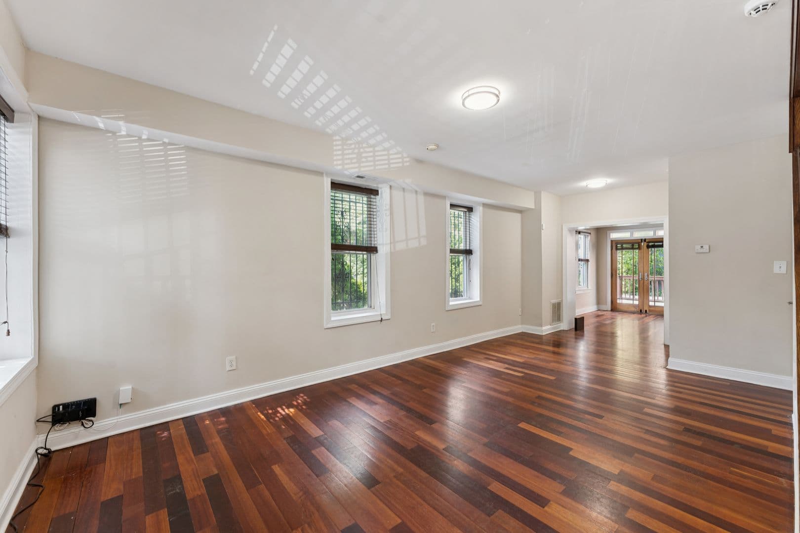 Washington House: 2911 Sherman Avenue NW