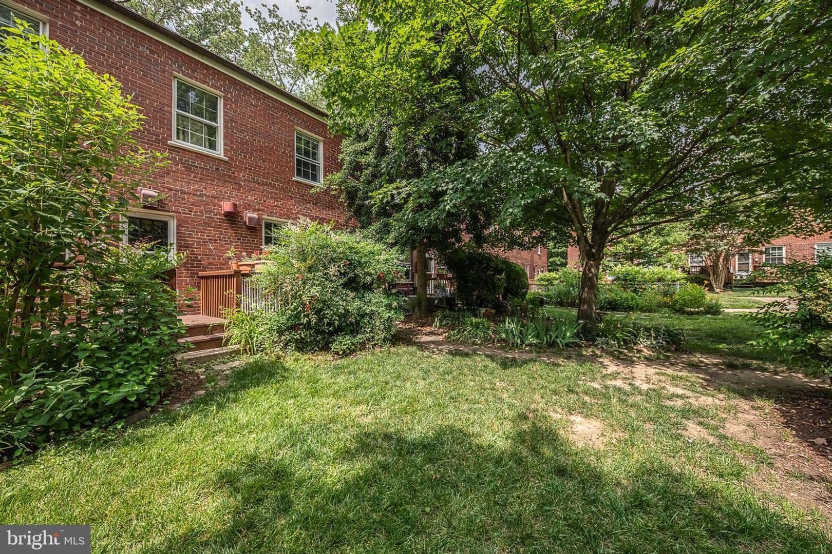Arlington Condo: 1501 S Edgewood Street