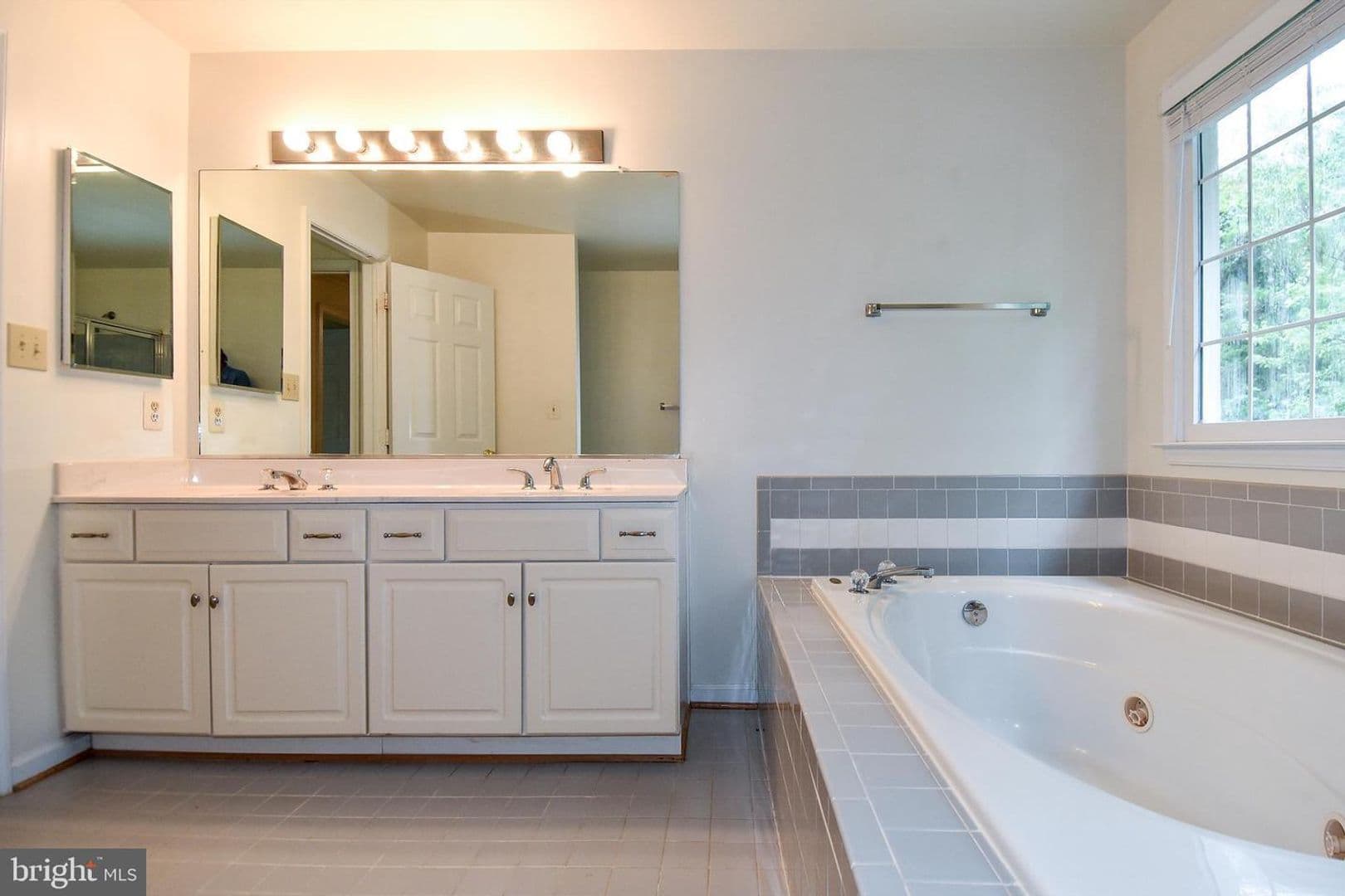 Sterling House: 47313 Grandview Place