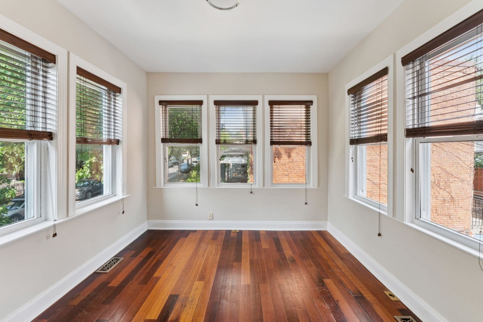 Washington House: 2911 Sherman Avenue NW
