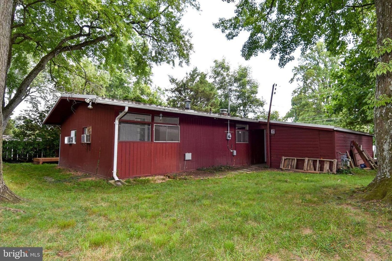 Falls Church House: 3415 Gallows Road