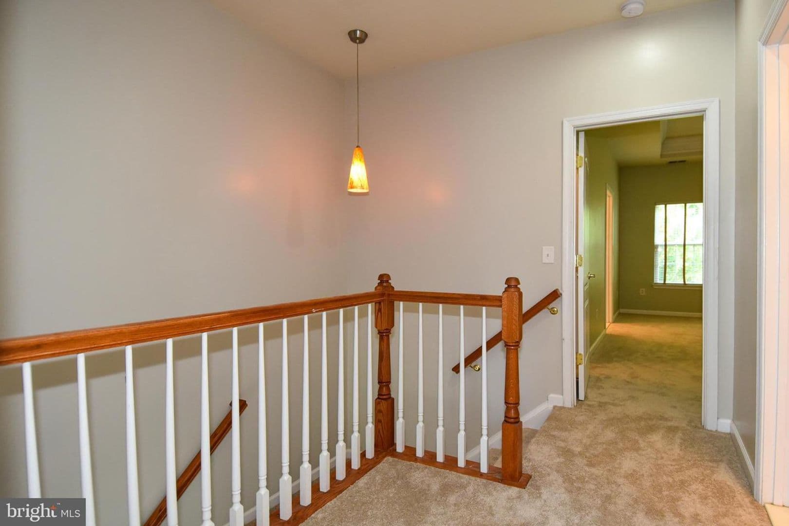 Alexandria House: 7810 Locust Leaf Lane