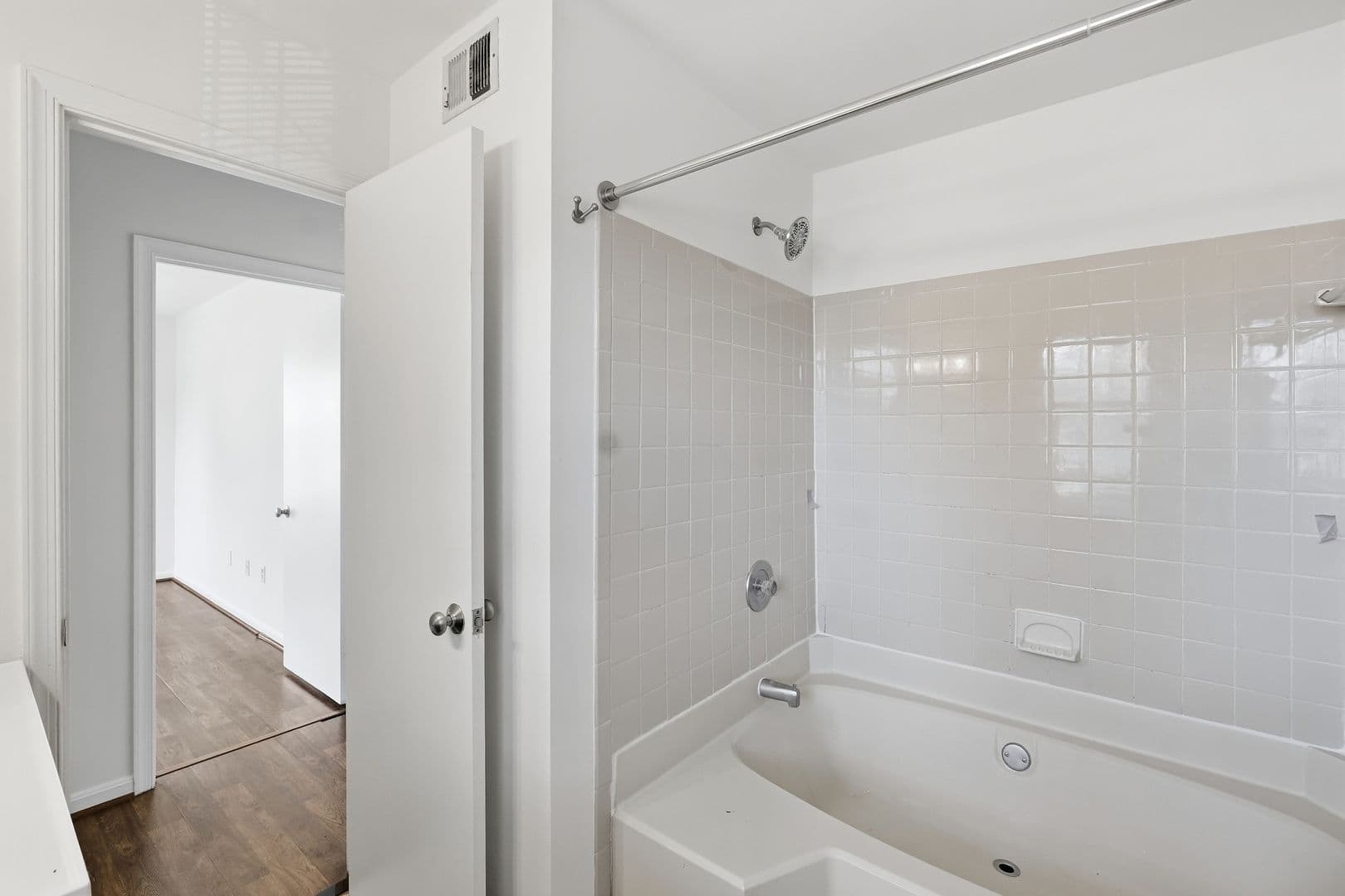 Alexandria Condo: 8633 Beekman Place