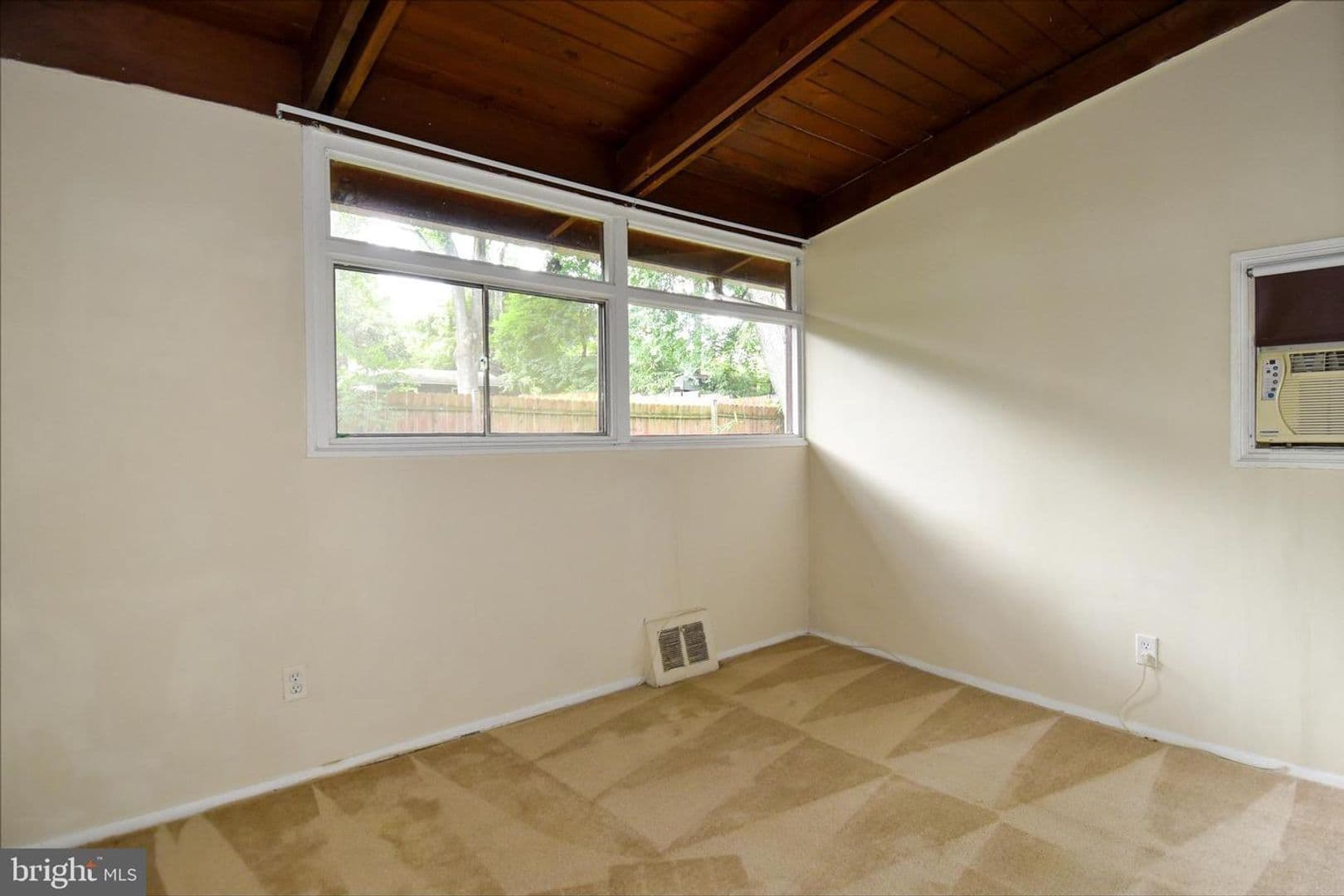 Falls Church House: 3415 Gallows Road