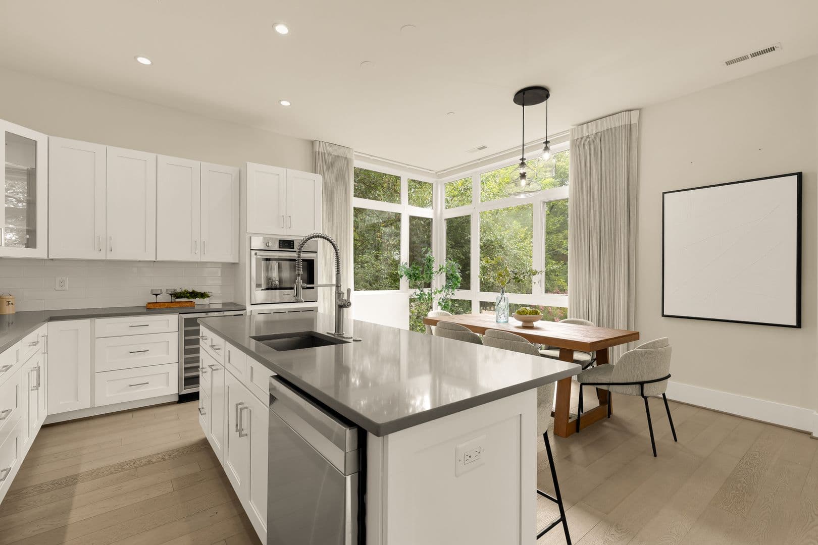 Washington Condo: 3915 Fulton Street NW