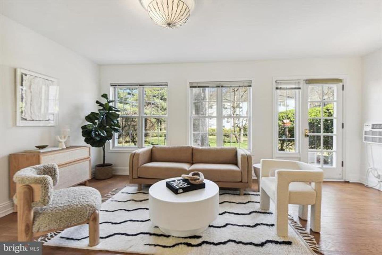 Alexandria House: 3313 Coryell Lane