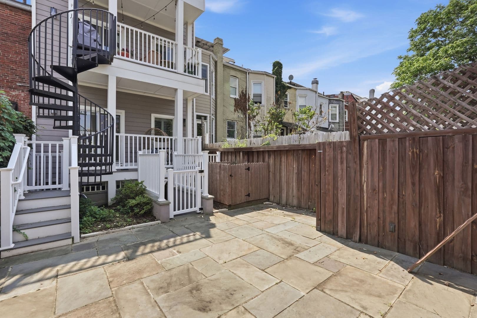Washington Condo: 1343 Otis Place NW