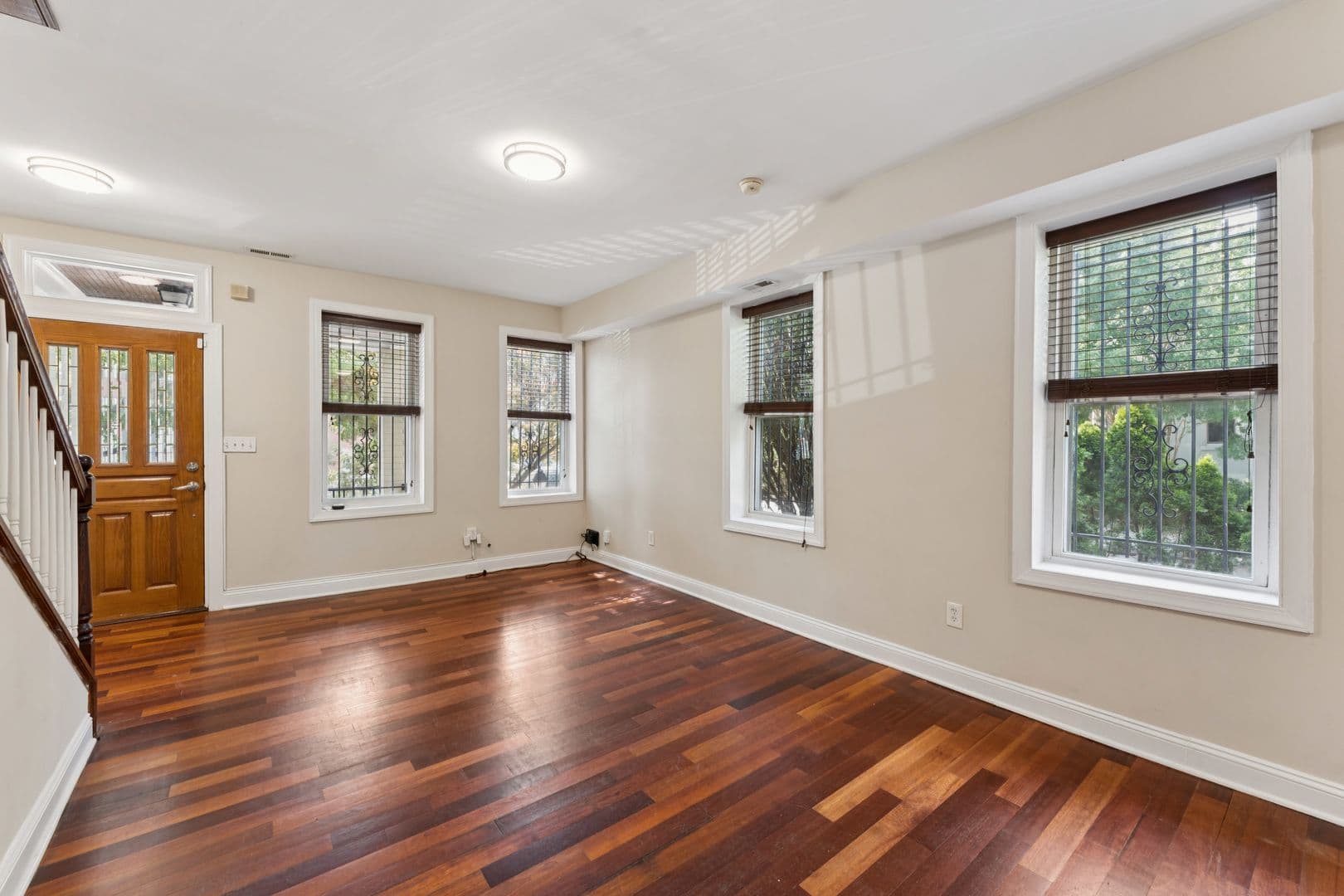 Washington House: 2911 Sherman Avenue NW