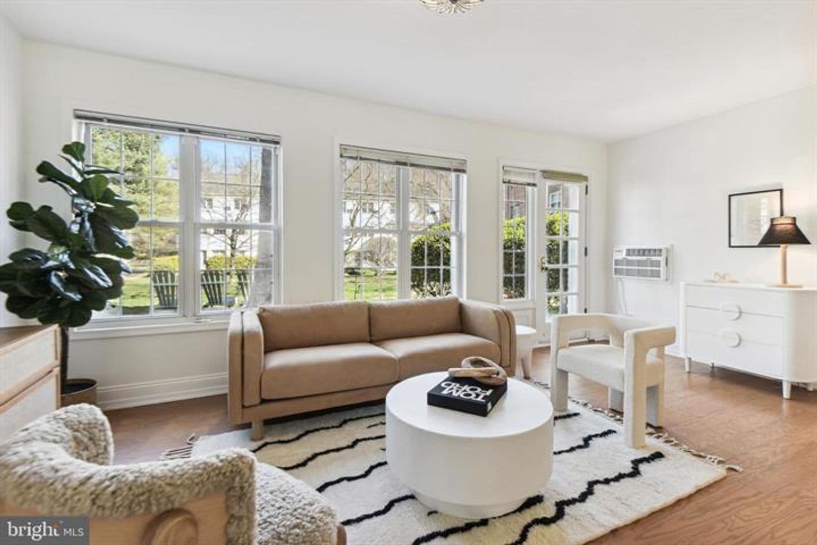 Alexandria House: 3313 Coryell Lane