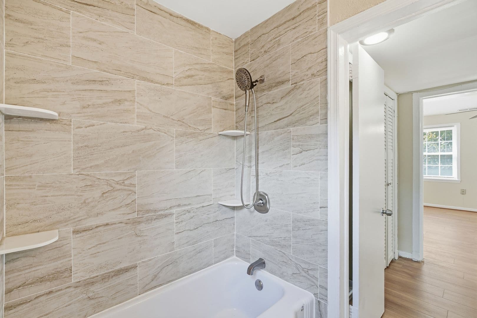 Washington Condo: 3923 Pennsylvania Ave SE