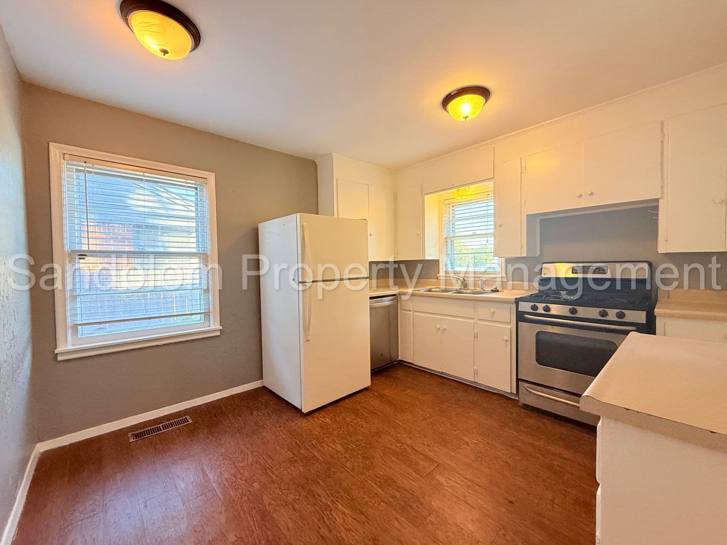 Tulsa House: 5125 S Saint Louis Avenue