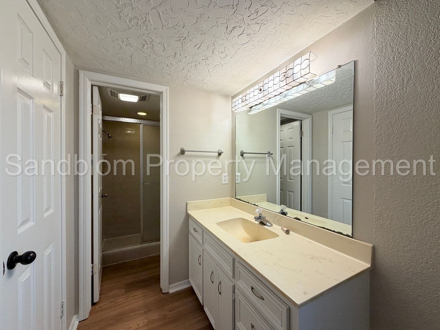 Tulsa House: 9228 S Norwood Ave