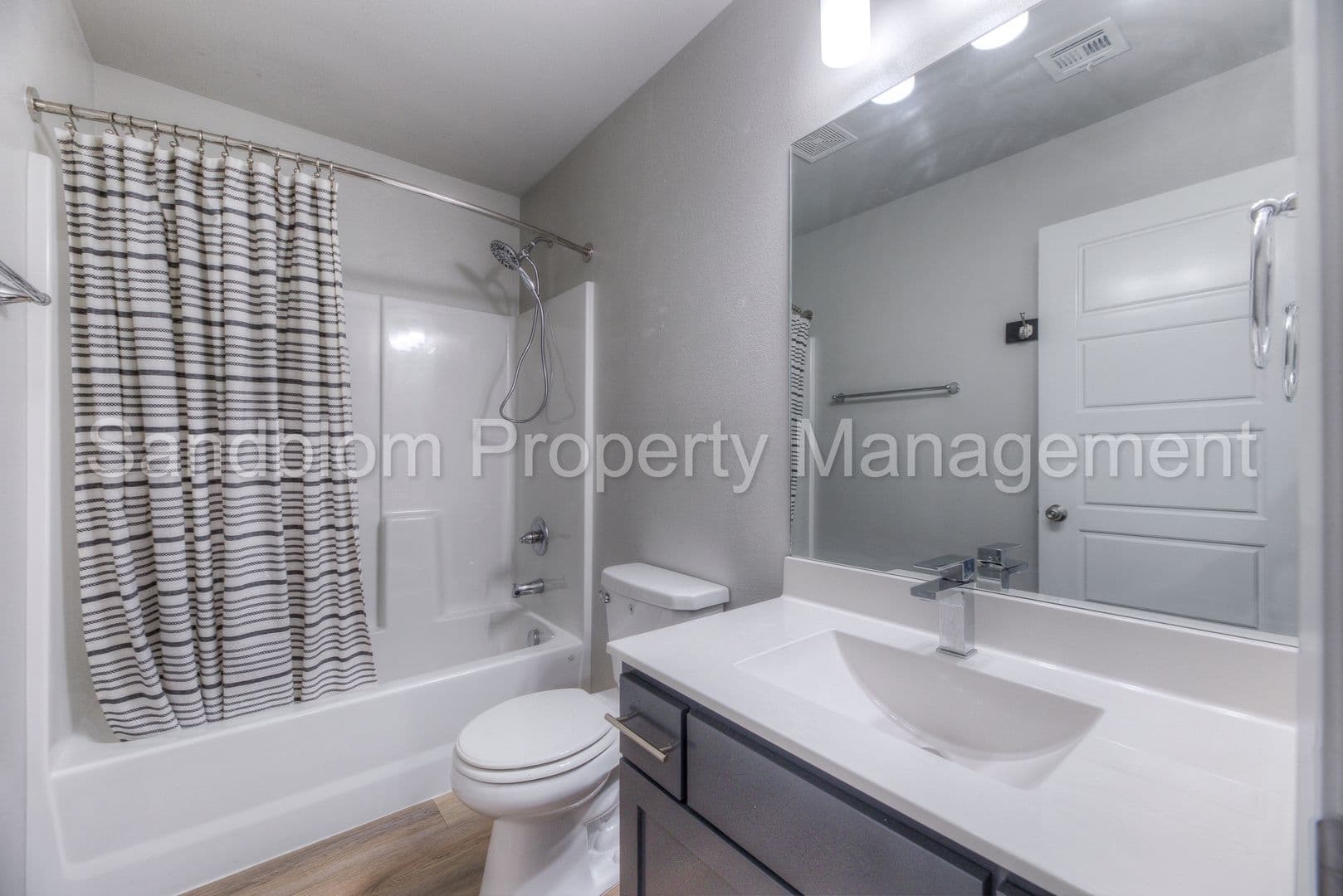 Bixby House: 13135 S 72nd E Ave